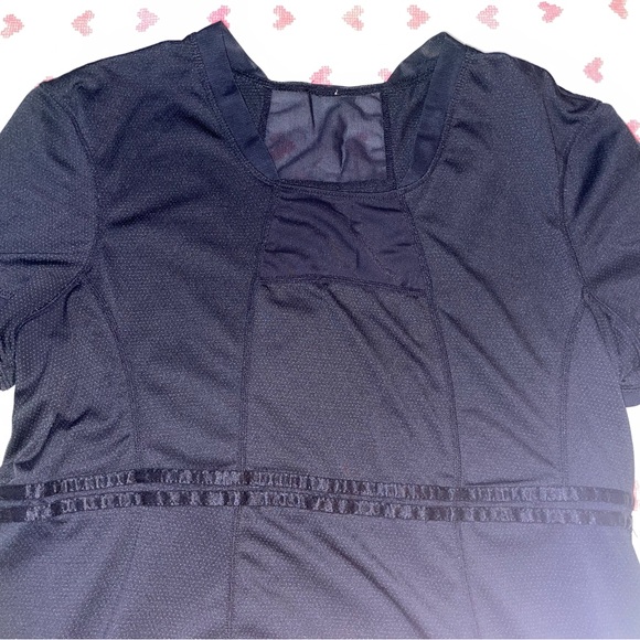 Lululemon Black Women's Top - Picture 2 of 5